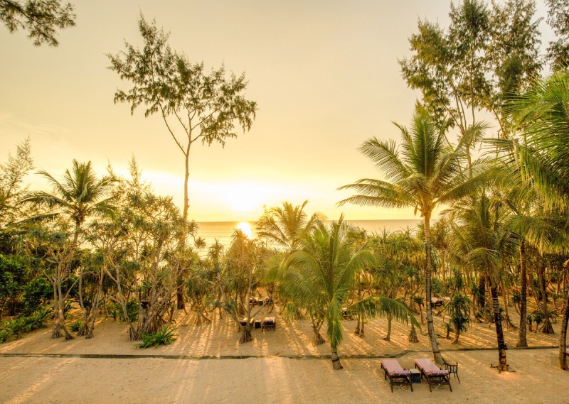 Baba Beach Club Natai